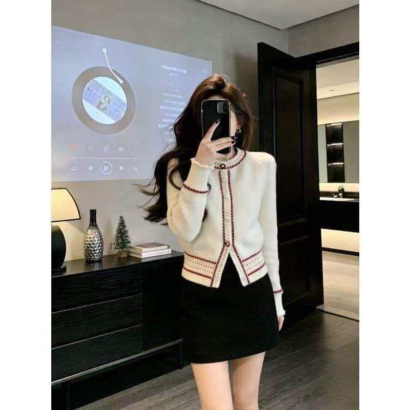 레트로 익스트림 제인 바람 캐주얼 와 성별 일상 출퇴근 인기 살구 색상 맨위 여성 2026 이른 봄 패치워크 색상 스웨터 오픈 가디건 상세 이미지 2