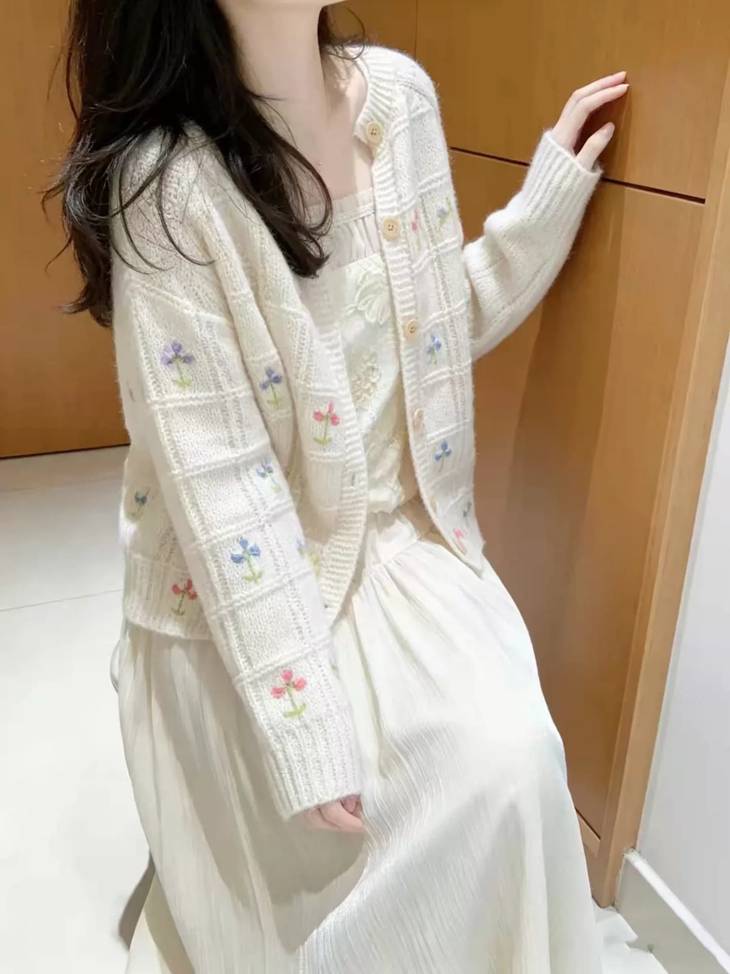 센 부서 디자인 센스 수공 자수 자수 외부 가져 가라. 니트 오픈 가디건 여성 작은 대중 품격 슬림해 보이는 얇은 스타일 작은 맨위 이미지 3