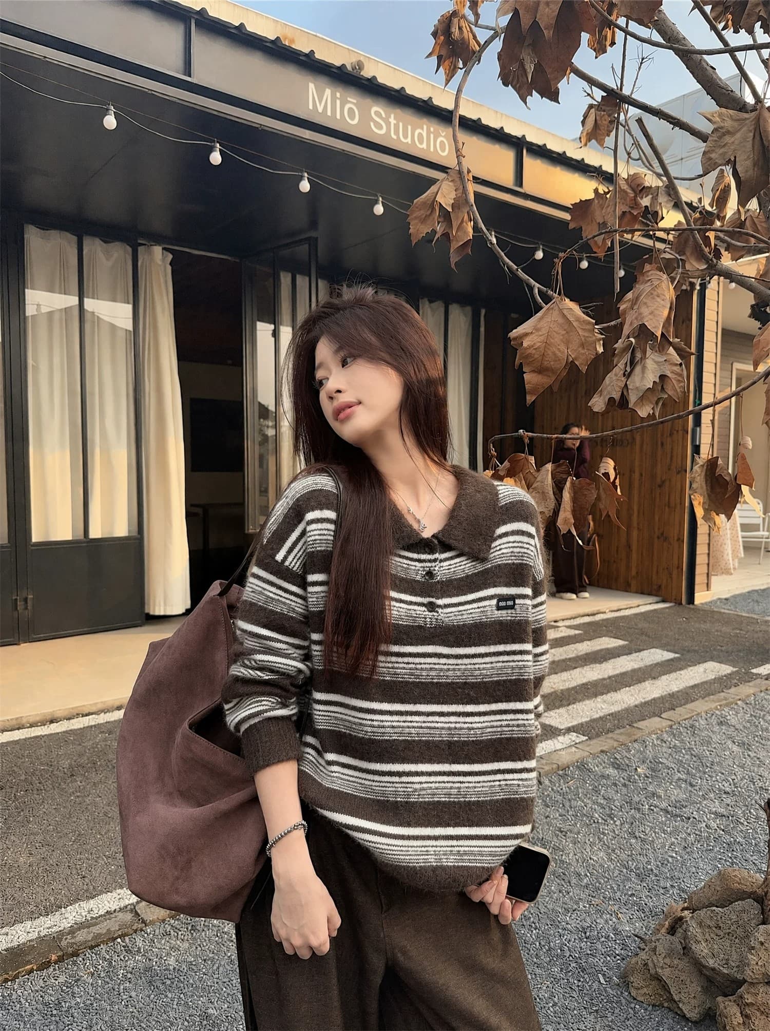 레트로 디자인 센스 알파벳 스트라이프 니트 스웨터 긴팔 여성 26 가을 새로운 다용도 POLO 칼라 슬림해 보이는 맨위 상세 이미지 7