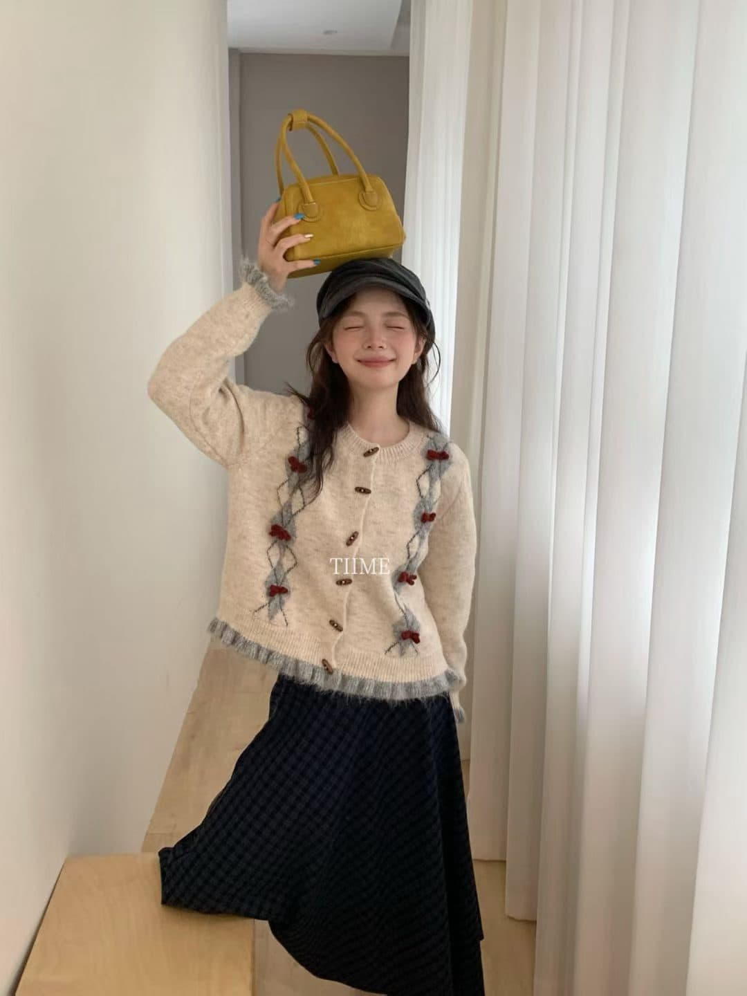 패치워크 색상 라운드 넥 긴팔 스웨터 오픈 가디건 여성 겨울 한 부서 루즈핏 슬림해 보이는 디자인 센스 니트 재킷 상세 이미지 3