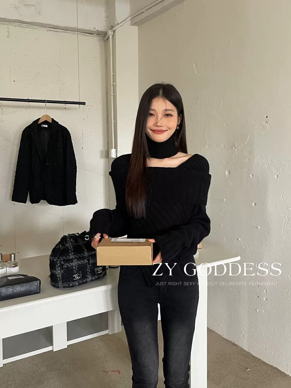 2026 가을 겨울 새로운 한국 스타일 디자인 센스 불규칙 여자 부드러운 찹쌀 슬림해 보이는 스웨터 행침 목 오프숄더 니트 스웨터 상세 이미지 13