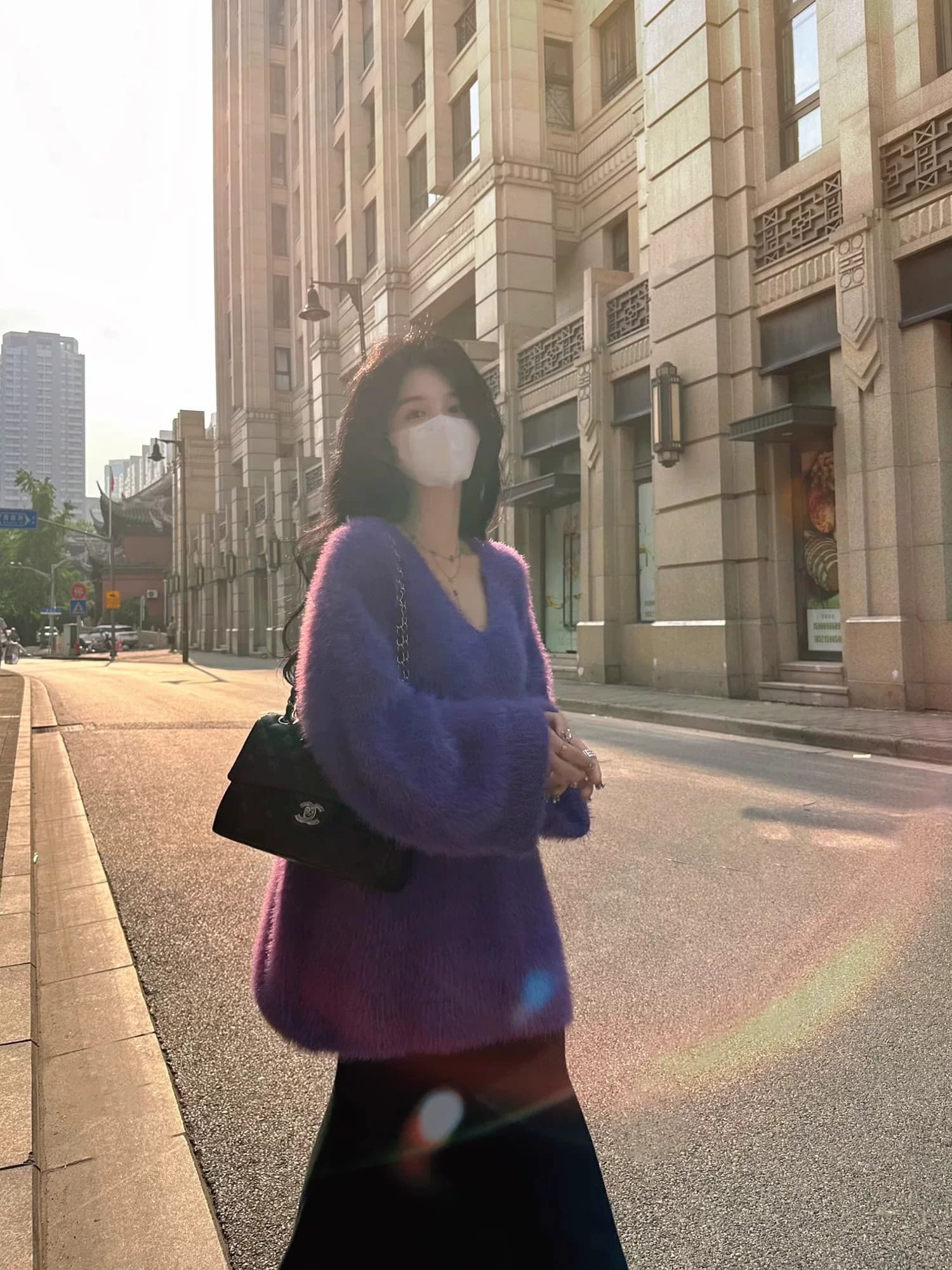 가을 겨울 V넥 루즈핏 느긋한 바람 스웨터 두꺼운 모방 수달 털 여성 코트 보라색 프랑스식 외국 가스 한국 스타일 맨위 상세 이미지 8