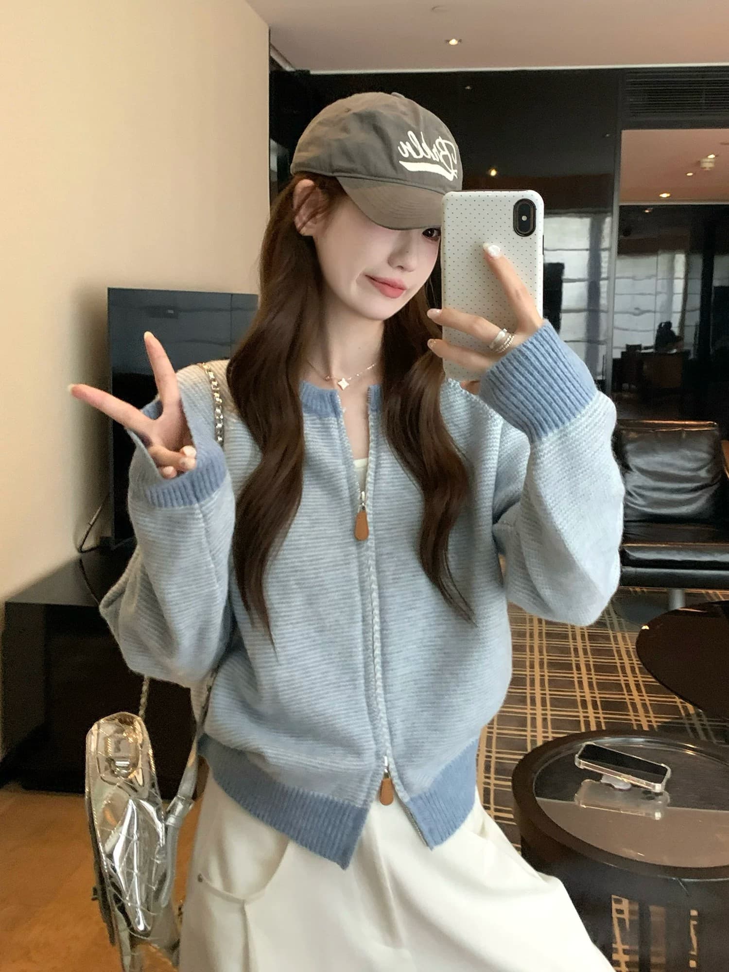 이른 가을 배색 스트라이프 라운드 넥 스웨터 여자 재킷 고유 한 아름다운 루즈핏 수 있습니다. 외출용 긴팔 니트 오픈 가디건 맨위 상세 이미지 12