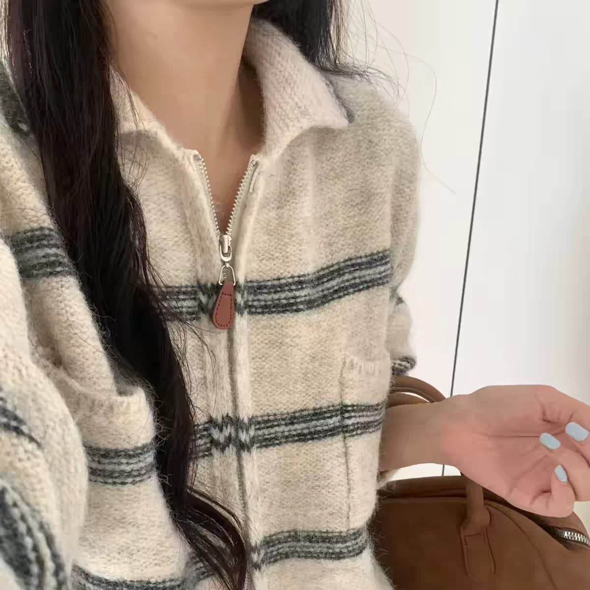 폴로 칼라 양방향 지퍼 문 襟 스트라이프 니트 오픈 가디건 부드러운 찹쌀 꽃 실 루즈핏 느긋한 바람 벨트 주머니 스웨터 상세 이미지 3