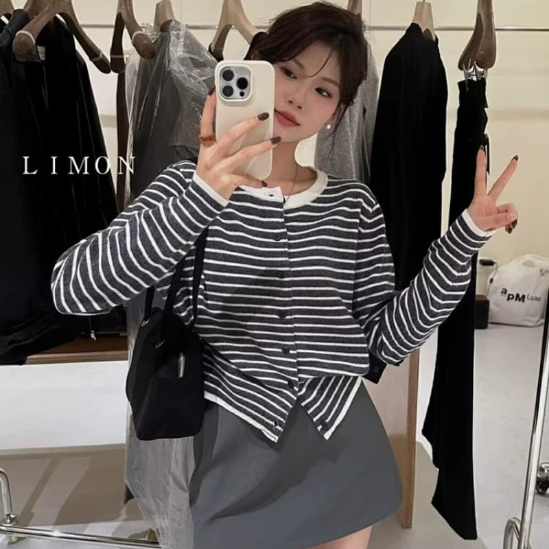 한 부서 품격 캐주얼 스트라이프 라운드 넥 니트 오픈 가디건 여성 봄 고급 센스 예쁜 스웨터 인사이드 가져 가라. 쇼트 스타일 맨위 이미지 5