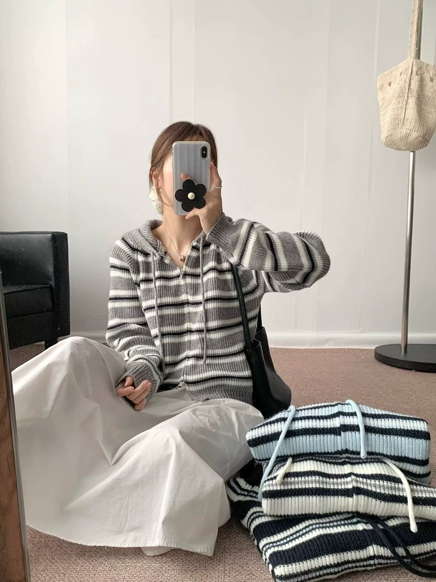 한 부서 레트로 배색 스트라이프 후드 지퍼 맨위 오픈 가디건 부드러운 찹쌀 다용도 느긋한 니트 스웨터 가을 여자 상세 이미지 3