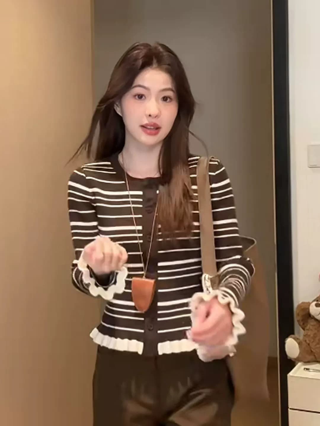 한 부서 분위기 센스 착용 가져 가라. 배색 스트라이프 예쁜 스웨터 니트 오픈 가디건 여성 가을 겨울 몸매 가꾸기 슬림해 보이는 인사이드 잡아라. 의류 상세 이미지 5
