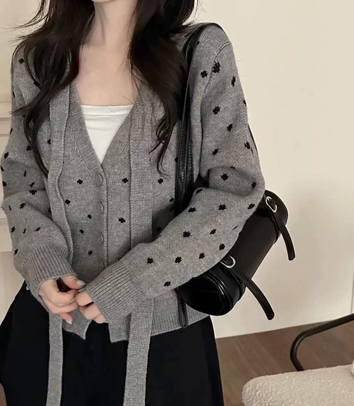 스웨터 여자 한국 스타일 chic 작은 대중 디자인 센스 천 금빛 바람 달콤함 나비 매듭 도트 무늬 니트 오픈 가디건 긴팔 맨위 이미지 4