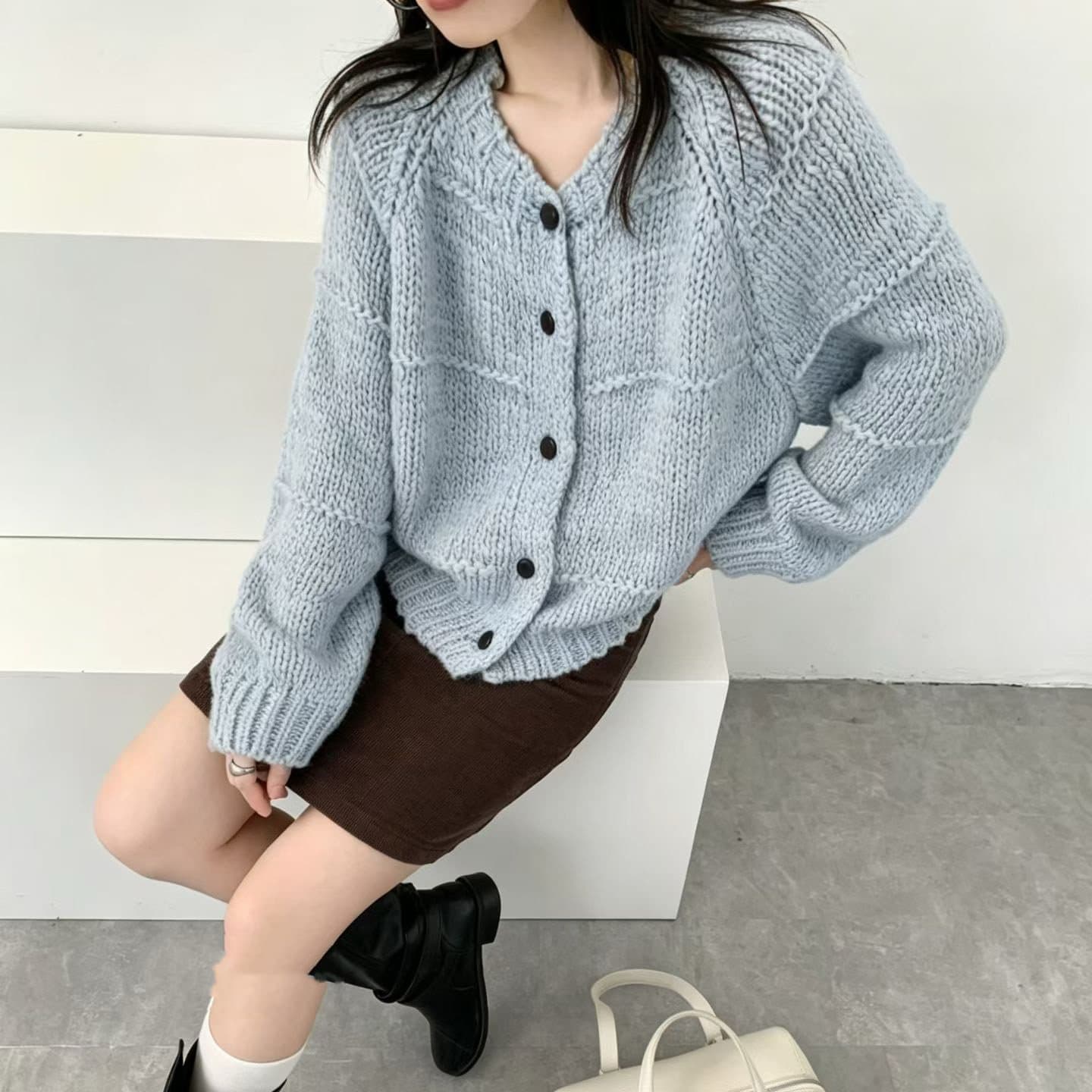 한 부서 느긋한 바람 V넥 두꺼운 바늘 니트 오픈 가디건 여성 루즈핏 슬림해 보이는 벌룬 소매 스웨터 코트 다용도 고급 센스 상세 이미지 4