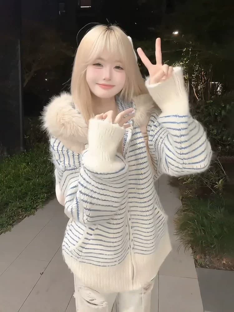아메리칸 레트로 공정한 섬 후드 니트 오픈 가디건 여성 코트 가을 겨울 2025 새로운 달콤함 부드러운 찹쌀 스트라이프 스웨터 상세 이미지 4