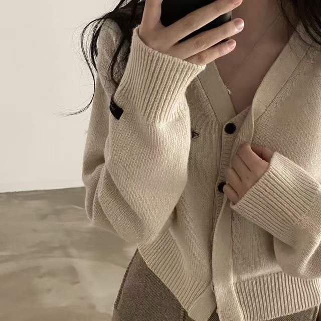 가을 새로운 품격 다용도 스웨터 오픈 가디건 여성 한국 chicv 칼라 어둠 버클 고급 센스 작은 대중 니트 재킷 상세 이미지 3