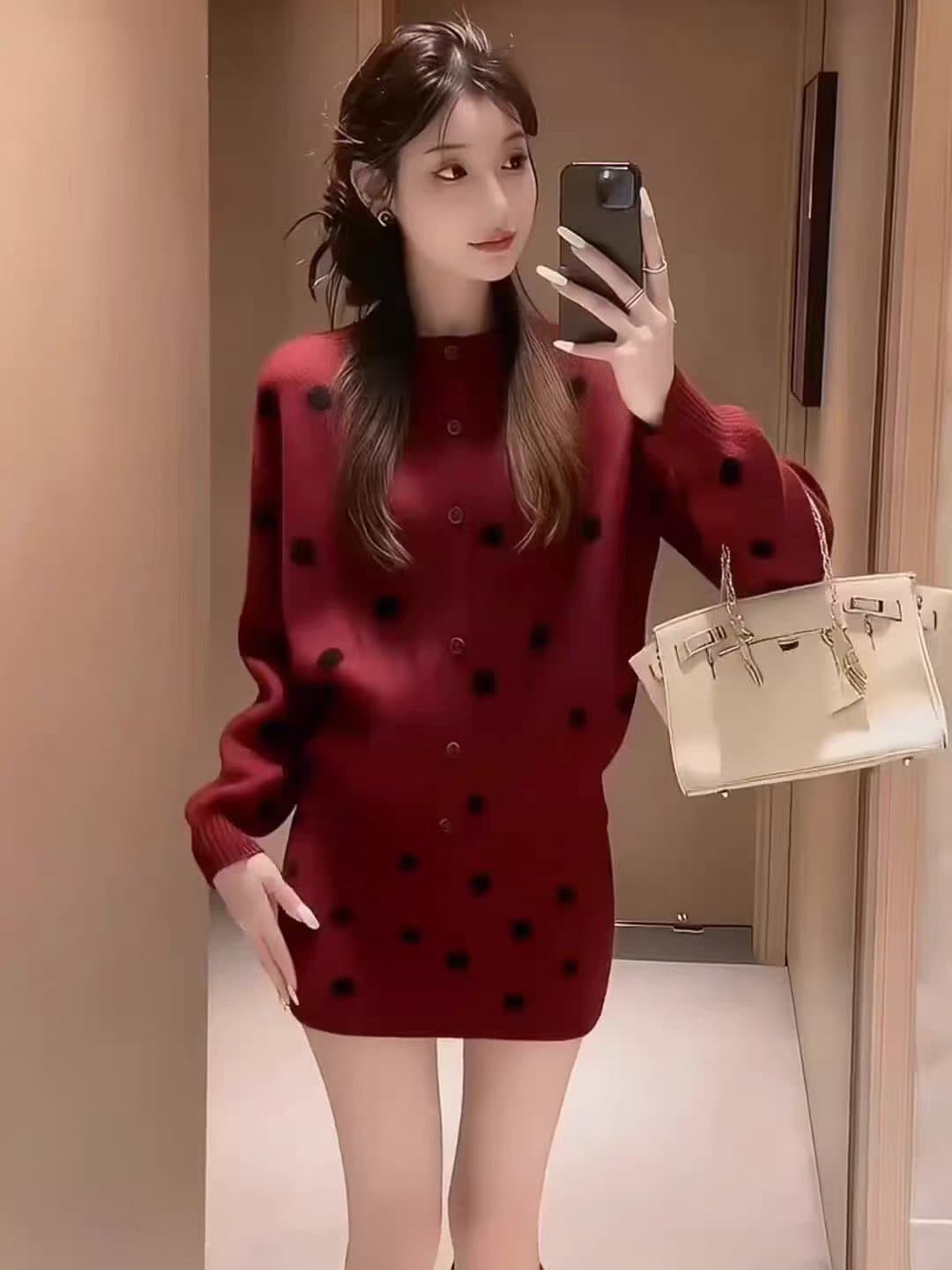 프랑스식 작은 샤넬 스타일 니트 세트 여성 새로운 가을 겨울 착용 가져 가라. 도트 무늬 맨위 반신 스커트 투피스 세트 상세 이미지 3