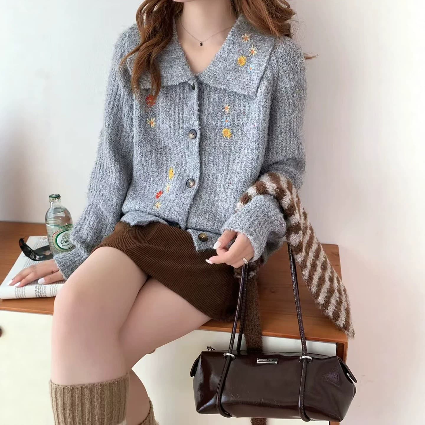 레트로 폴로 칼라 자수 꽃 니트 오픈 가디건 여성 가을 새로운 루즈핏 슬림해 보이는 다용도 스웨터 코트 맨위 트렌디 상세 이미지 5