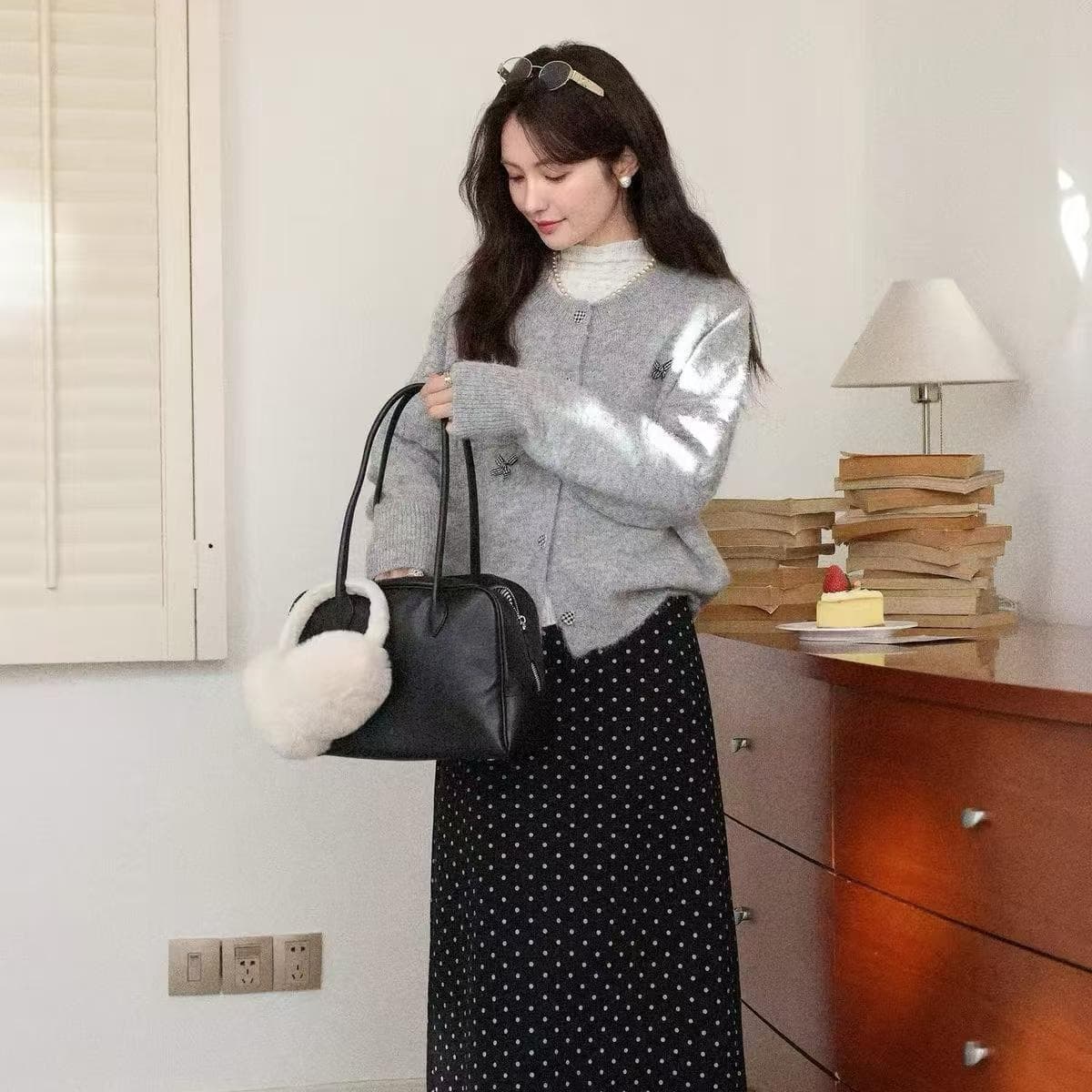 캐주얼 긴팔 라운드 넥 나비 매듭 비즈 박기 니트 스웨터 스웨터 가을 겨울 작은 대중 디자인 센스 재킷 오픈 가디건 맨위 여성 이미지 5