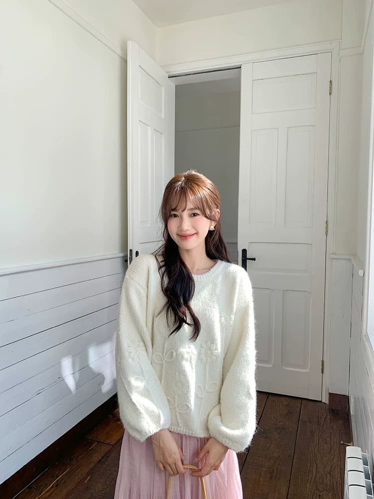 무거운 작업 자수 스웨터 여자 봄 3 차원 꽃 달콤함 품격 라운드 넥 니트 스웨터 상세 이미지 18
