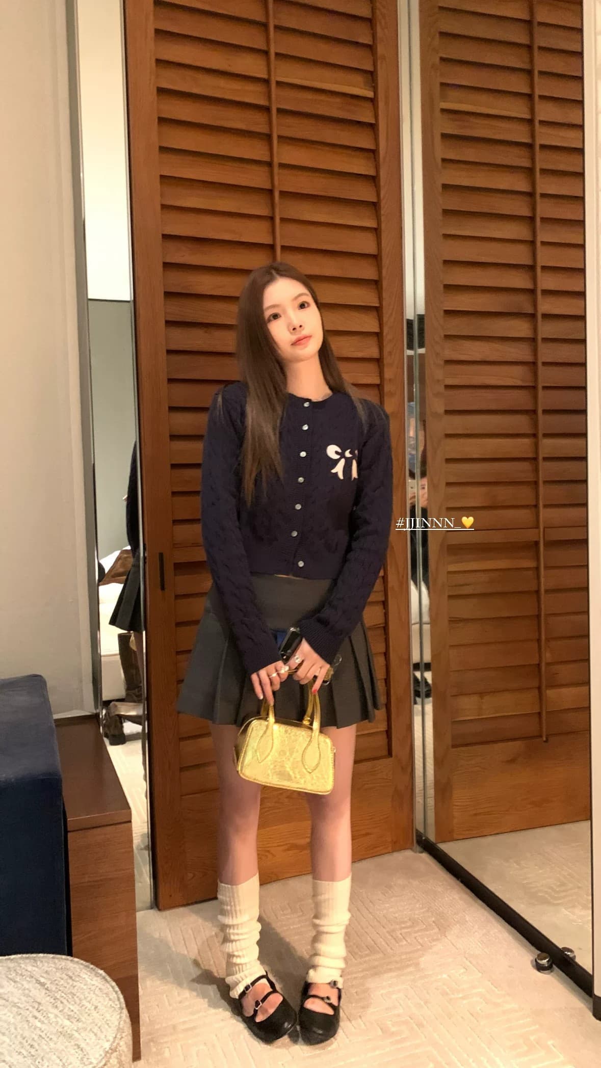 작은 키 에디션 봄과 가을 꽈배기 학원 새로운 라운드 넥 나비 매듭 쇼트 스타일 재킷 자수 긴팔 니트 스웨터 상세 이미지 9