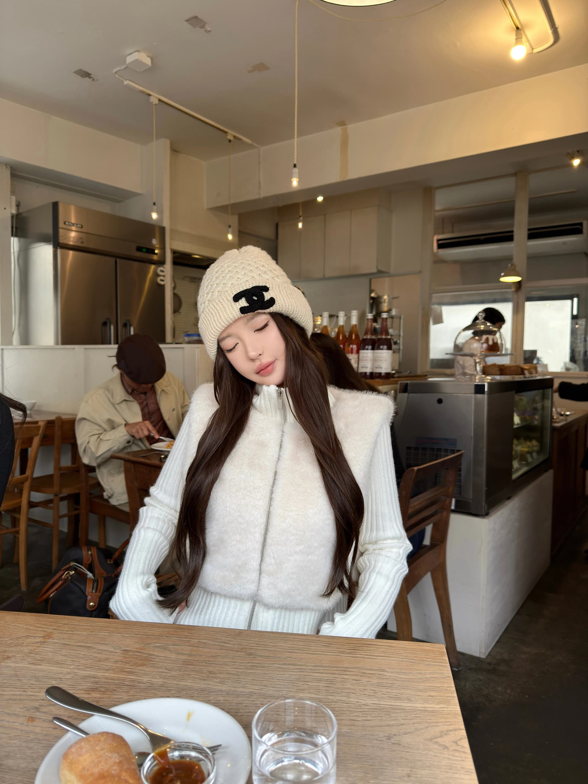 따뜻한 벨벳 모조 모피 패치워크 지퍼 니트 몸매 가꾸기 다용도 재킷 이미지 2
