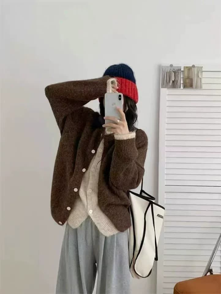 아름다움 라드. 레트로 커피 색상 페이크 레이어드 스웨터 여자 가을 겨울철 고급 센스 느긋한 바람 품격 다용도 니트 맨위 상세 이미지 1