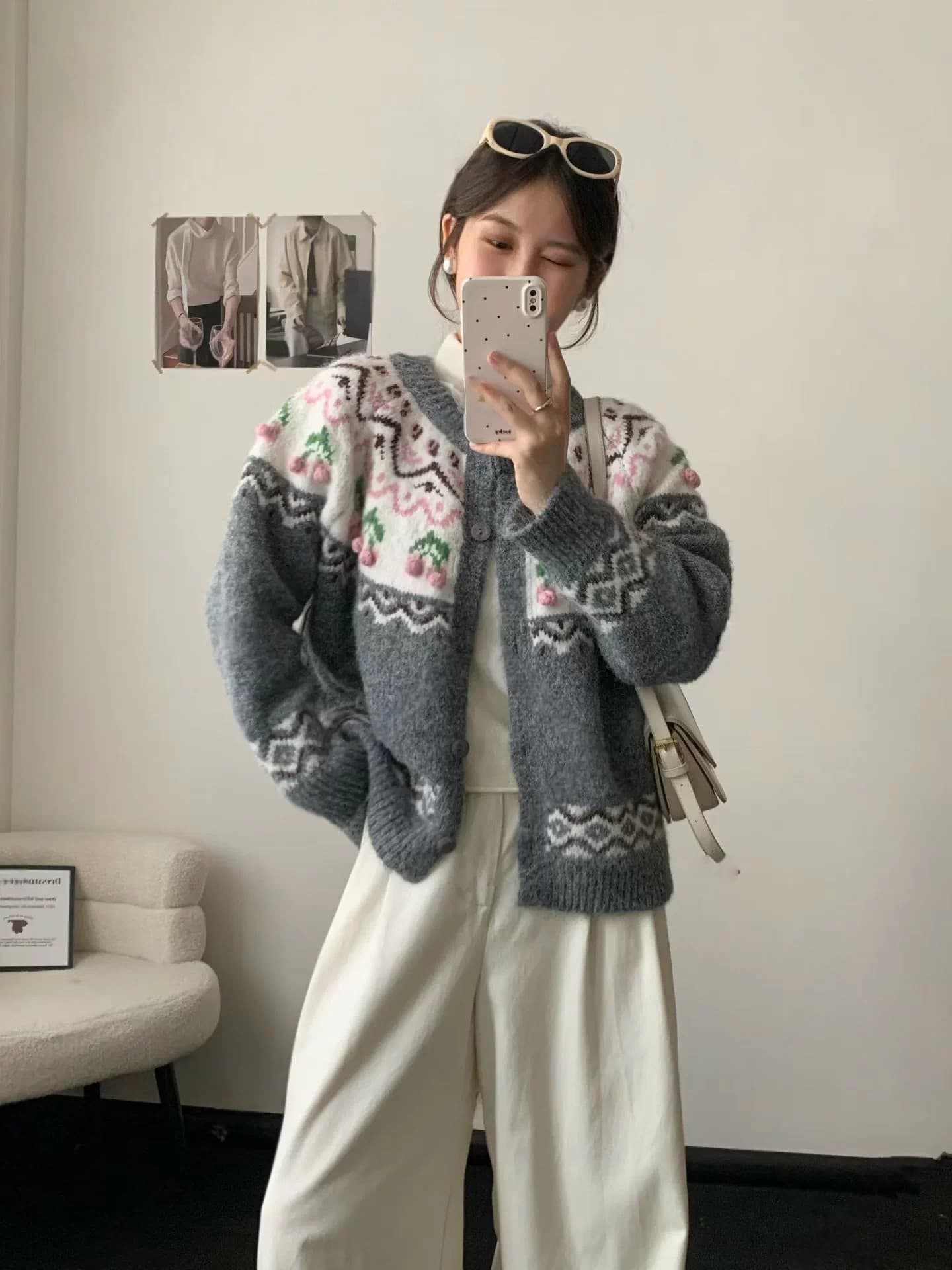 공정한 섬 자카드 니트 스웨터 딸기 체리 털 공 꾸밈음 라운드 넥 레트로 분위기 센스 스웨터 코트 이미지 4