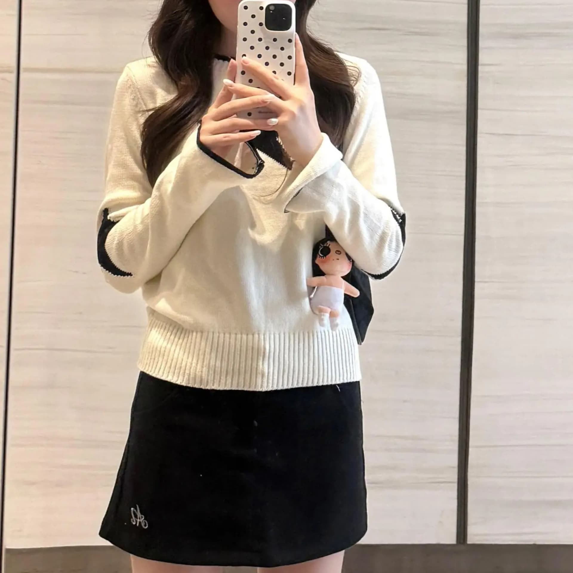 작은 대중 디자인 라운드 넥 스웨터 여자 가을 겨울 2026 새로운 루즈핏 슬림해 보이는 캐주얼 다용도 니트 스웨터 맨위 이미지 4