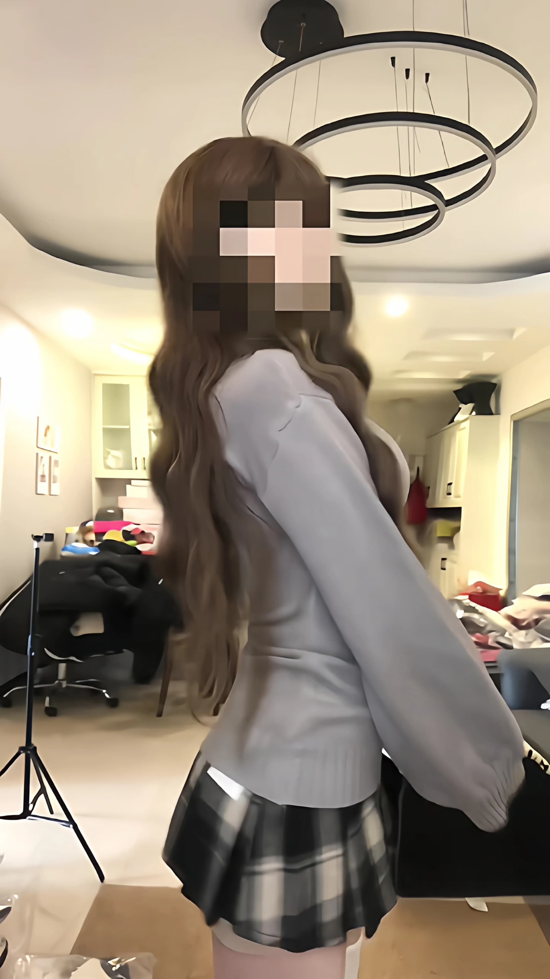 아메리칸 핫걸 바람 V넥 니트 스웨터 여성 가을 겨울 2026 봄 새로운 회색 몸매 가꾸기 섹시함 회색 스웨터 맨위 상세 이미지 6