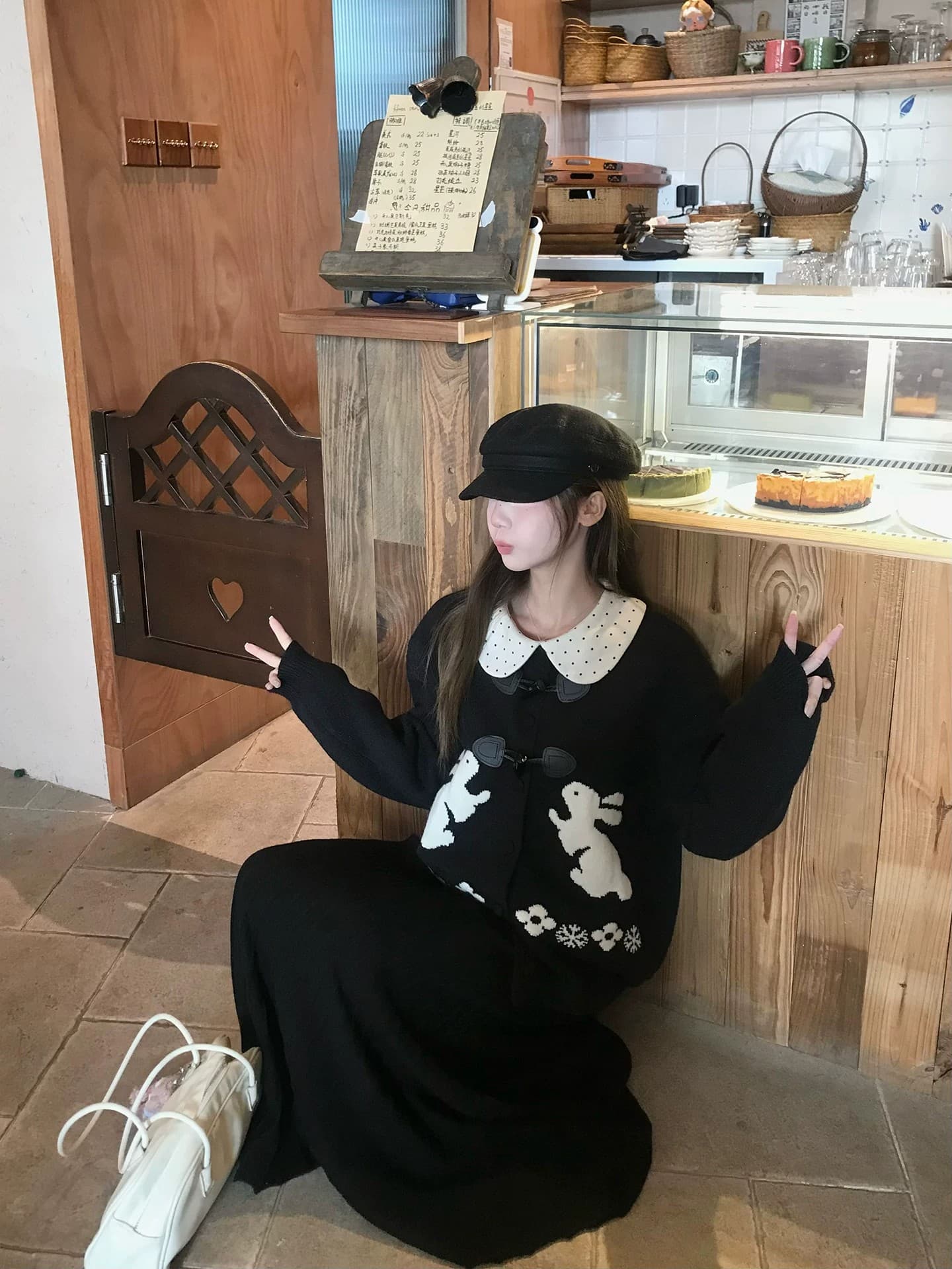 느긋한 스웨터 세트 여성 소뿔 버클 토끼 자카드 오픈 가디건 인사이드 가져 가라. 베이비 칼라 도트 무늬 맨위 투피스 세트 상세 이미지 10