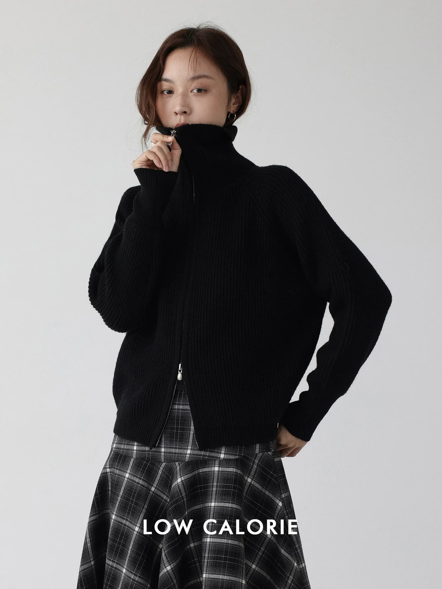 더블 지퍼 스웨터 가을 새로운 출퇴근 루즈핏 단색 스탠드 칼라 오픈 가디건 이미지 4