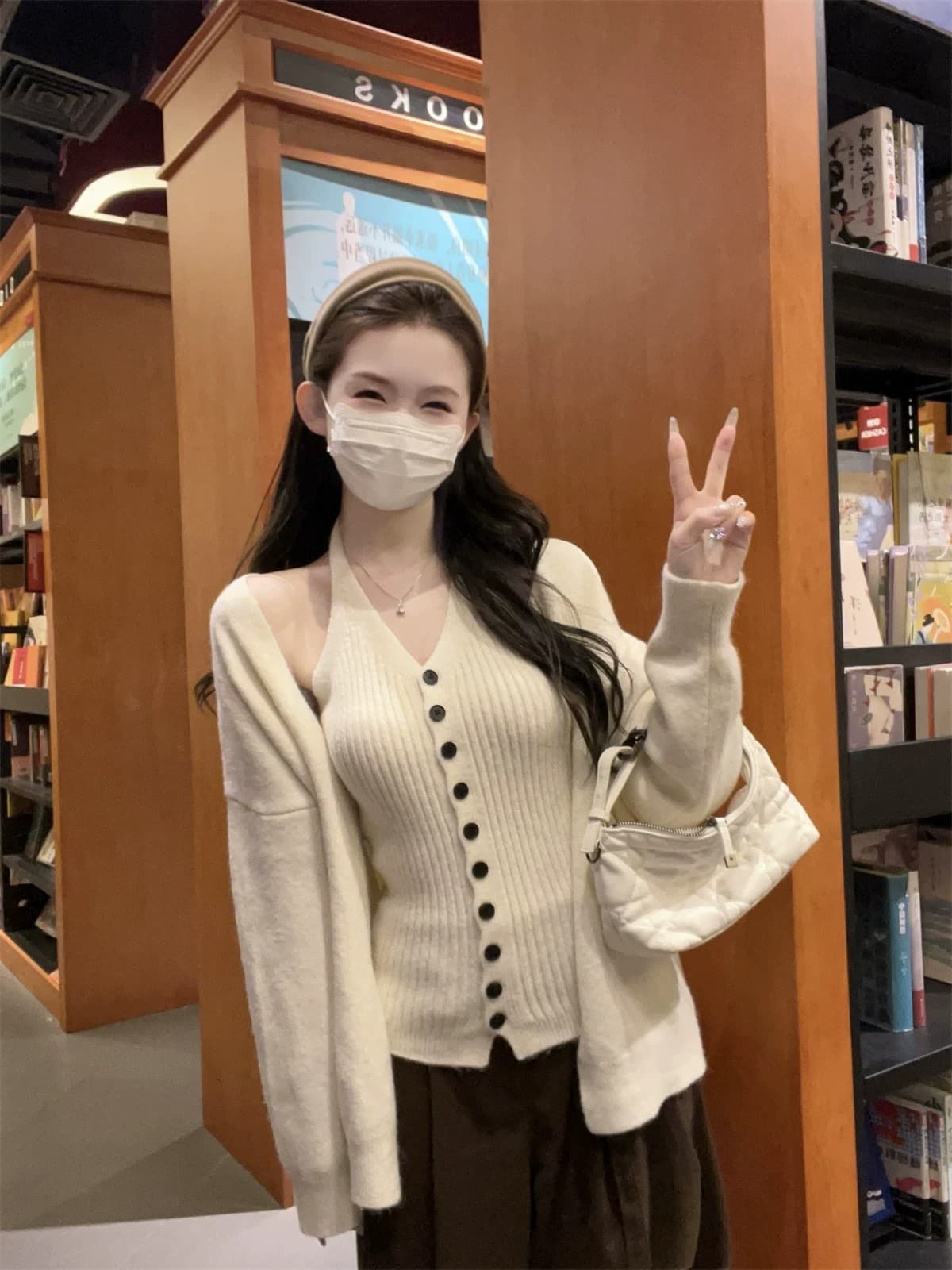 가을 겨울 한국 스타일 품격 행침 목 투피스 세트 북극 플러시 니트 스웨터 스웨터 코트 맨위 여성 상세 이미지 4