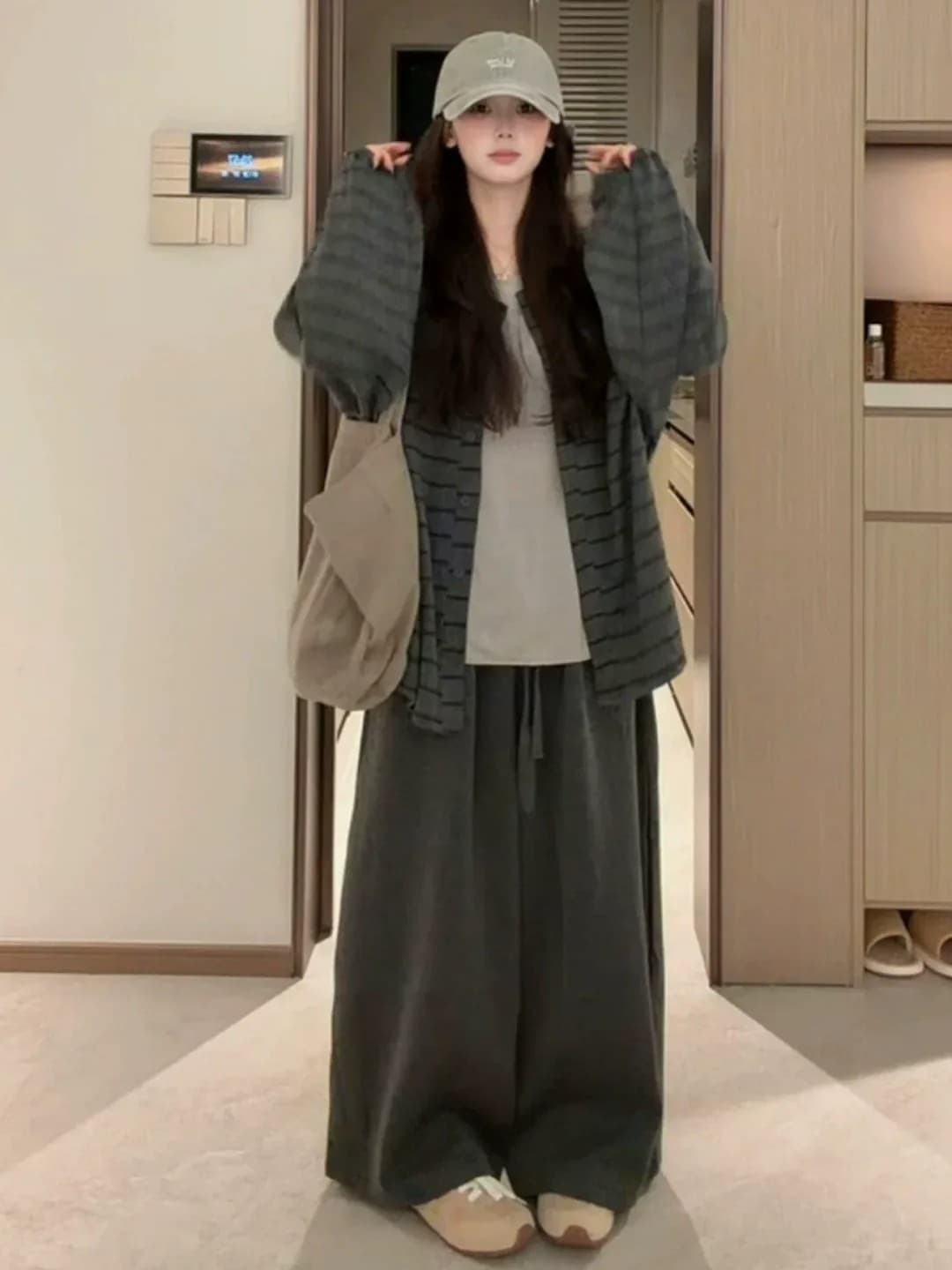 2026 슈퍼 화재 이른 가을 자이언트 잘 생긴 ~ 중 착용 가져 가라. 스트라이프 스웨터 여성 코트 루즈핏 느긋한 바람 한 부서 니트 오픈 가디건 상세 이미지 1