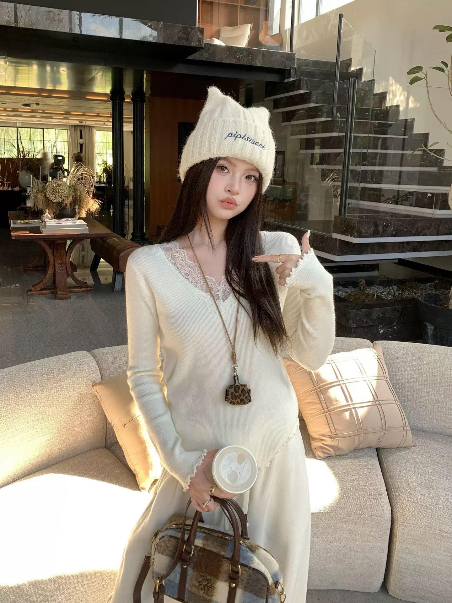 낮음 V넥 레이스 털이 있는 두꺼움 스웨터 여자 인사이드 가져 가라. 기본 셔츠 2026 겨울 새로운 니트 맨위 상세 이미지 4