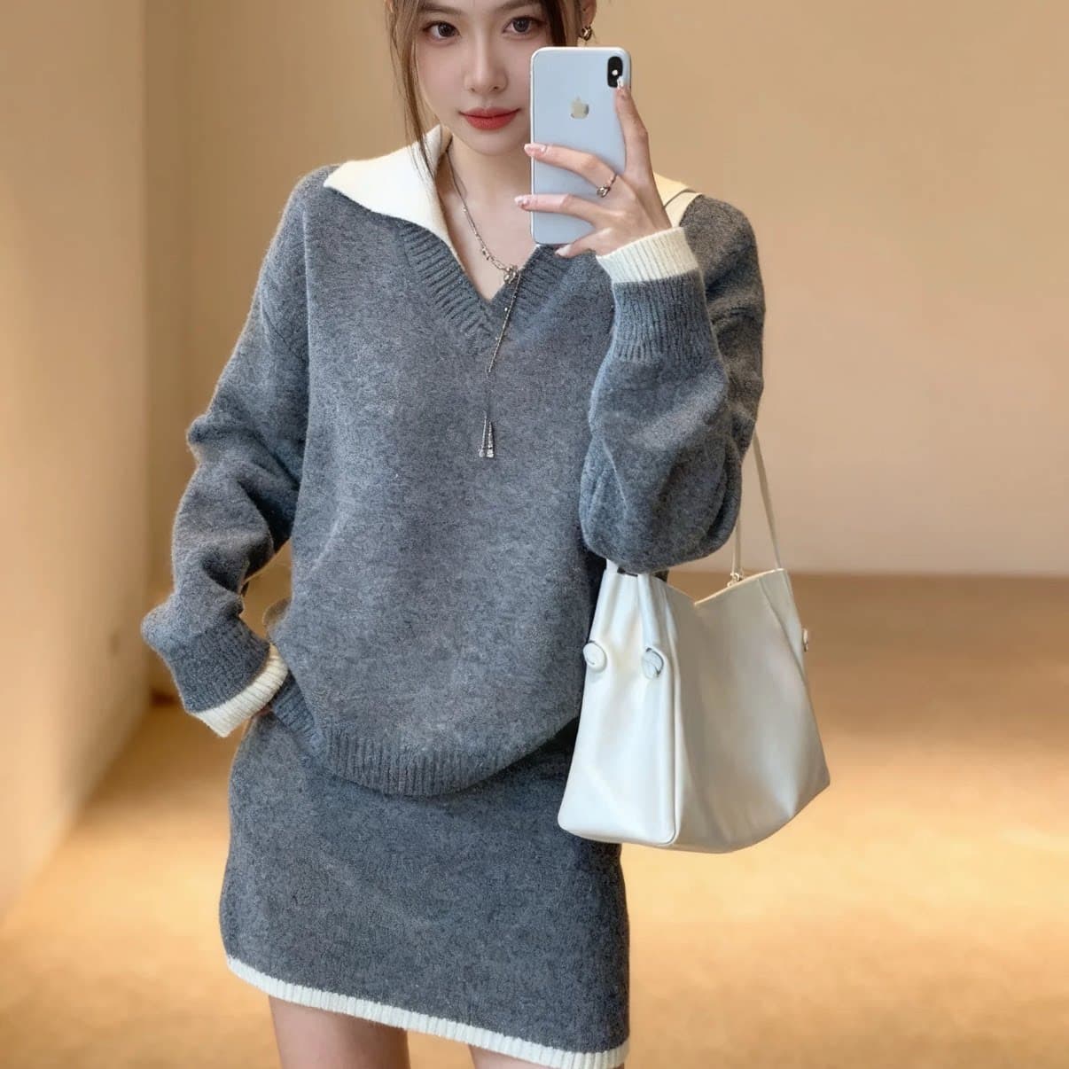 크리스마스 분위기 센스 신년 착용 가져 가라. 빨간색 스웨터 세트 여성 가을 겨울 루즈핏 느긋한 니트 스웨터 미니 스커트 투피스 세트 이미지 2
