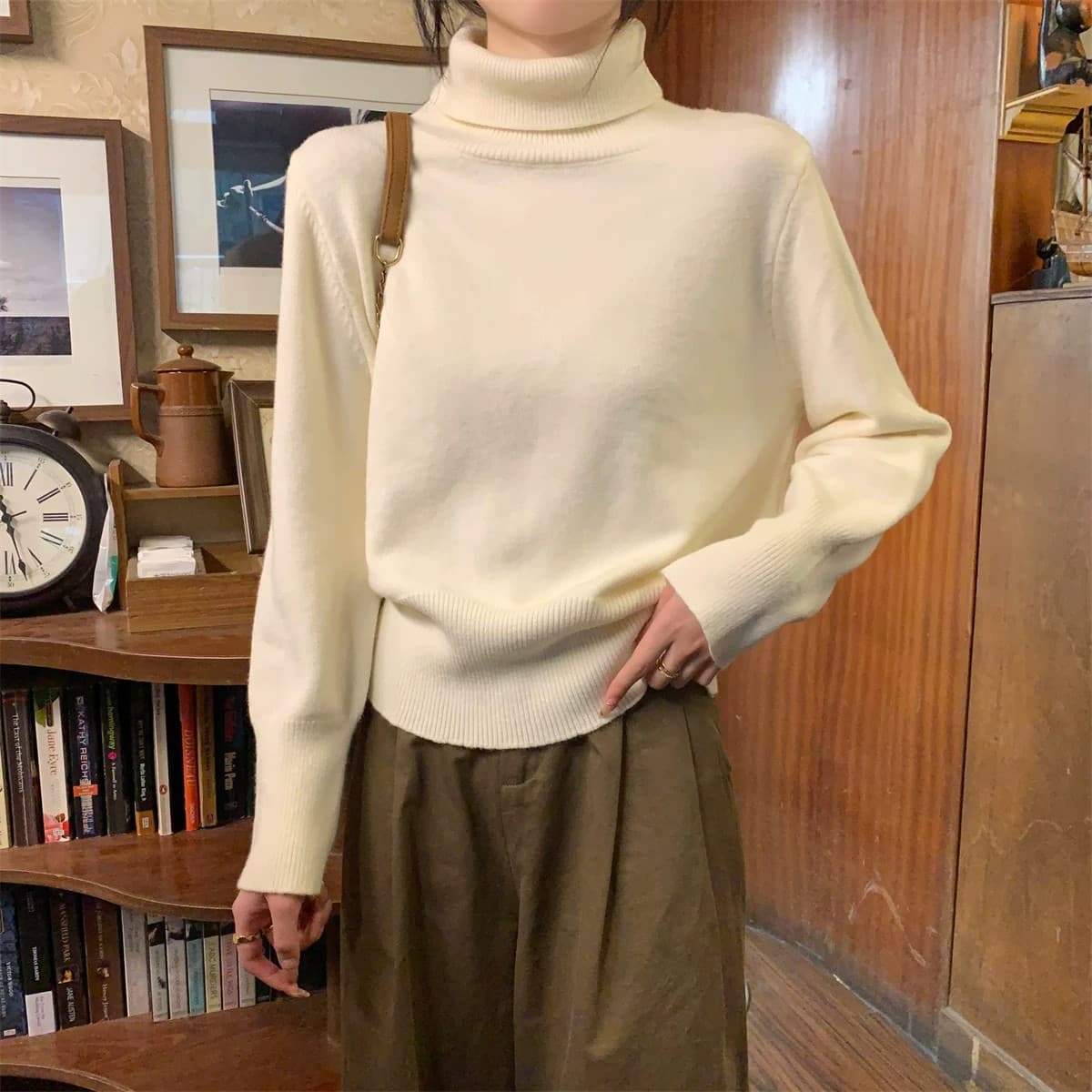 miu 부서 우유 황색 터틀넥 두꺼운 기본 셔츠 여성 봄 가을 고급 보온 인사이드 가져 가라. 스웨터 품격 니트 맨위 상세 이미지 20