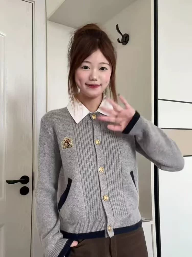 학원 스타일 페이크 레이어드 폴로 칼라 니트 오픈 가디건 여성 2026 가을 새로운 한 부서 느긋한 고급 센스 스웨터 코트 이미지 3