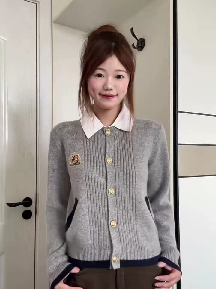 학원 스타일 페이크 레이어드 폴로 칼라 니트 오픈 가디건 여성 2026 가을 새로운 한 부서 느긋한 고급 센스 스웨터 코트 상세 이미지 4