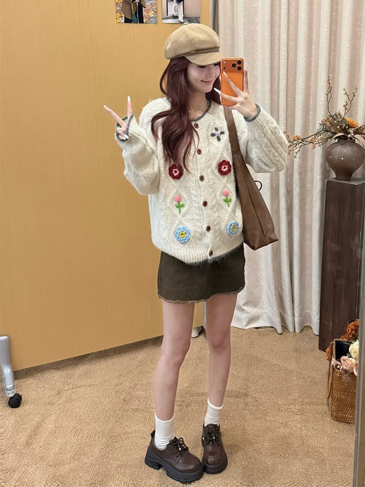 3 차원 꽃 꽈배기 배색 측면 싱글 줄 버튼 스웨터 오픈 가디건 여성 가을 겨울 새로운 잘 생긴 외국 가스 니트 스웨터 재킷 상세 이미지 1