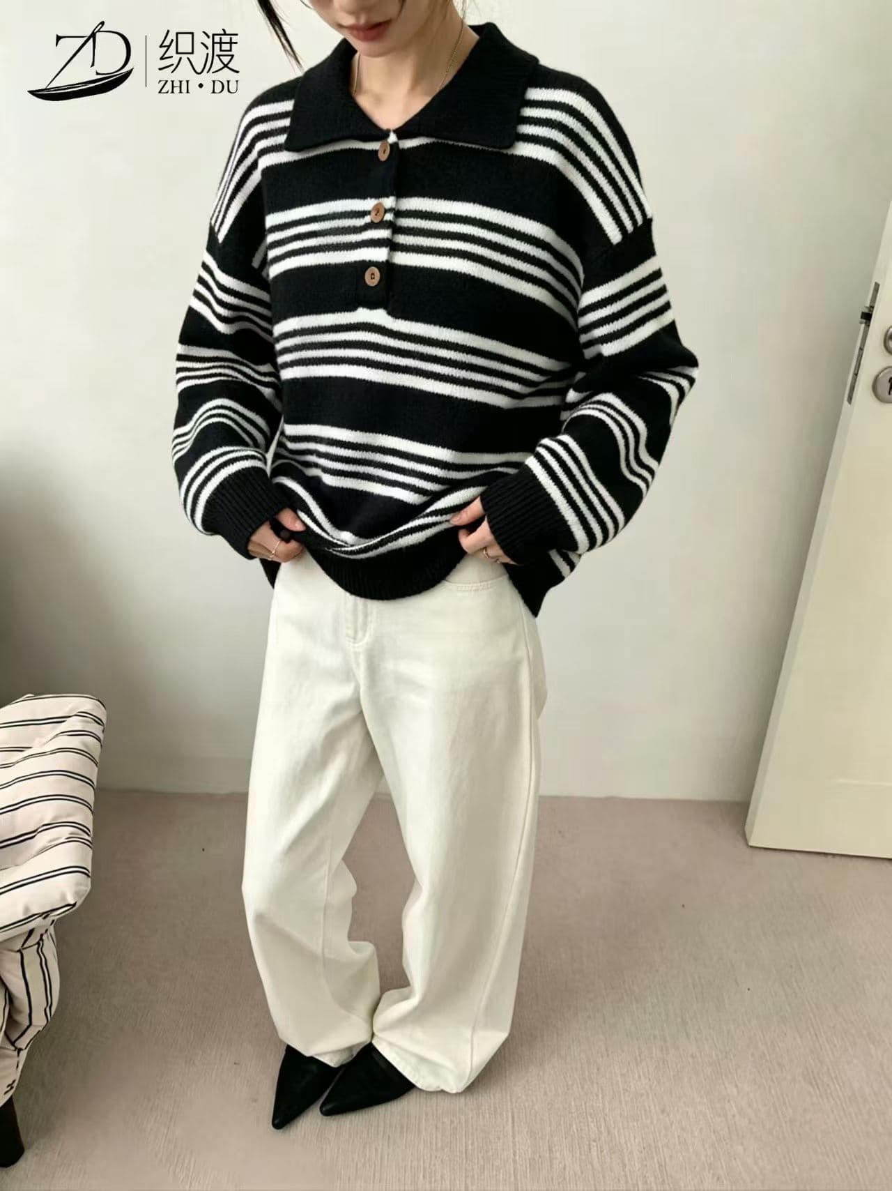2026 새로운 봄 드레스 느긋한 스트라이프 POLO 칼라 스웨터 여자 한국 스타일 세련된 센스 작은 대중 캐주얼 루즈핏 니트 스웨터 상세 이미지 1