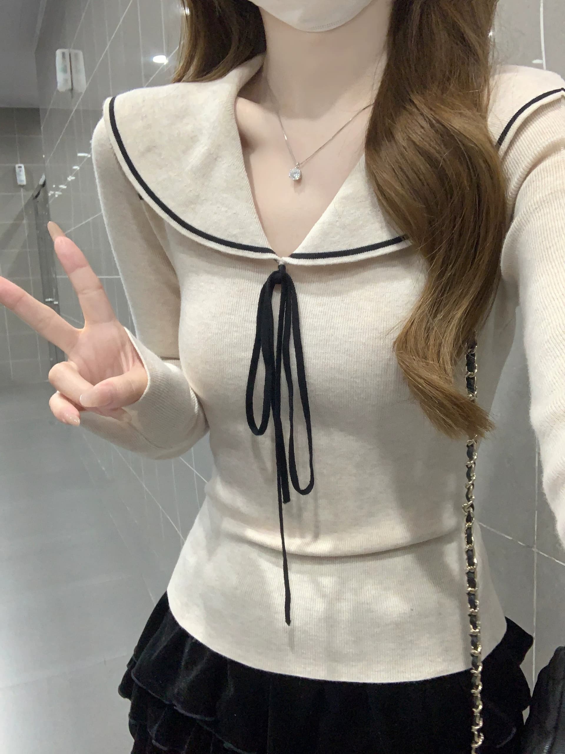 miu 부서 달콤한 스타일 베이비 칼라 디자인 센스 레이스업 긴팔 니트 맨위 여성 가을 겨울 몸매 가꾸기 슬림해 보이는 기본 셔츠 상세 이미지 1