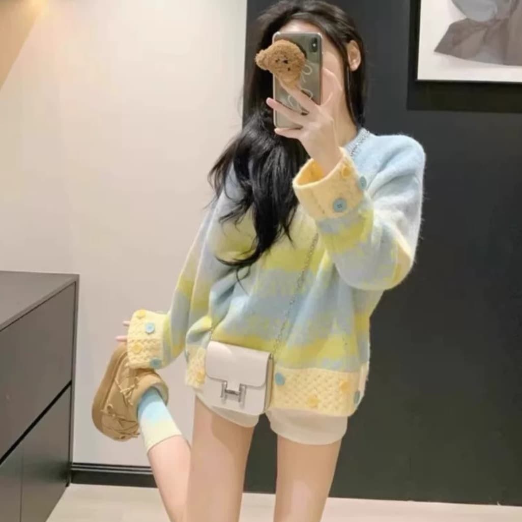 봄 가을 새로운 그라데이션 색상 라운드 넥 풀오버 스웨터 여자 재킷 작은 대중 디자인 센스 풀오버 외출용 맨위
