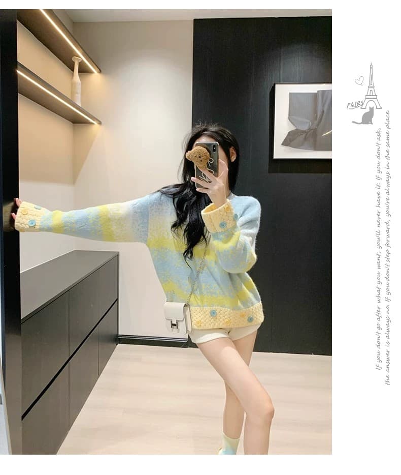 봄 가을 새로운 그라데이션 색상 라운드 넥 풀오버 스웨터 여자 재킷 작은 대중 디자인 센스 풀오버 외출용 맨위 상세 이미지 3