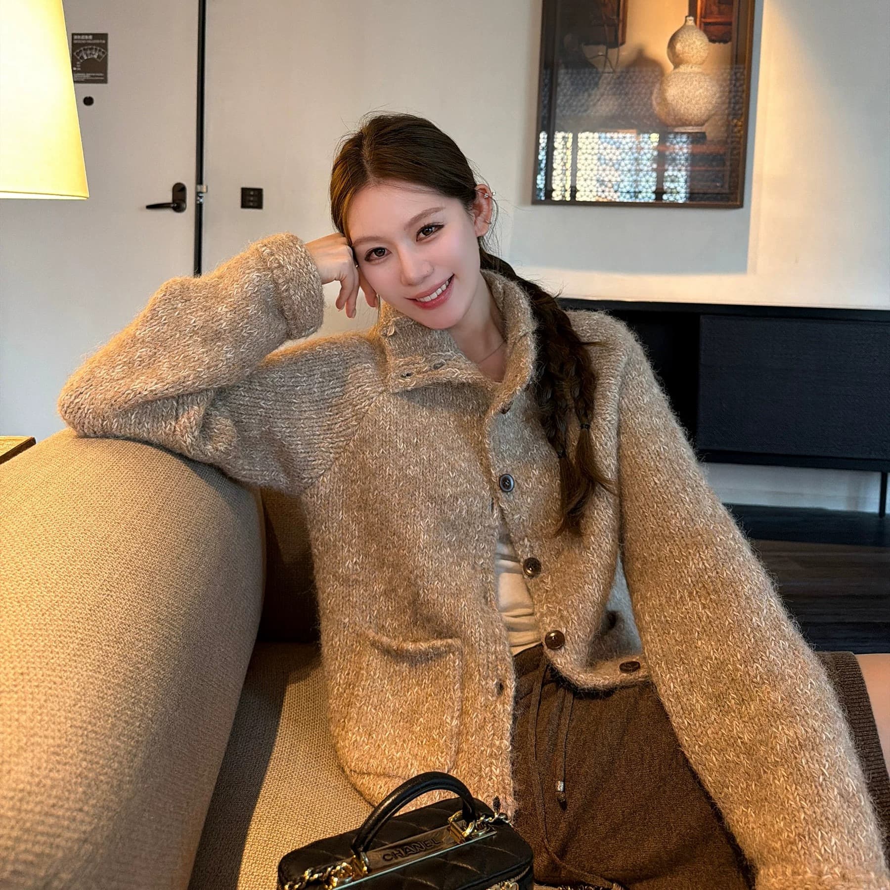 두꺼운 바늘 양모 가을 니트 오픈 가디건 꽃 실 스탠드 칼라 볼륨 측면 스웨터 여성 코트 이미지 4