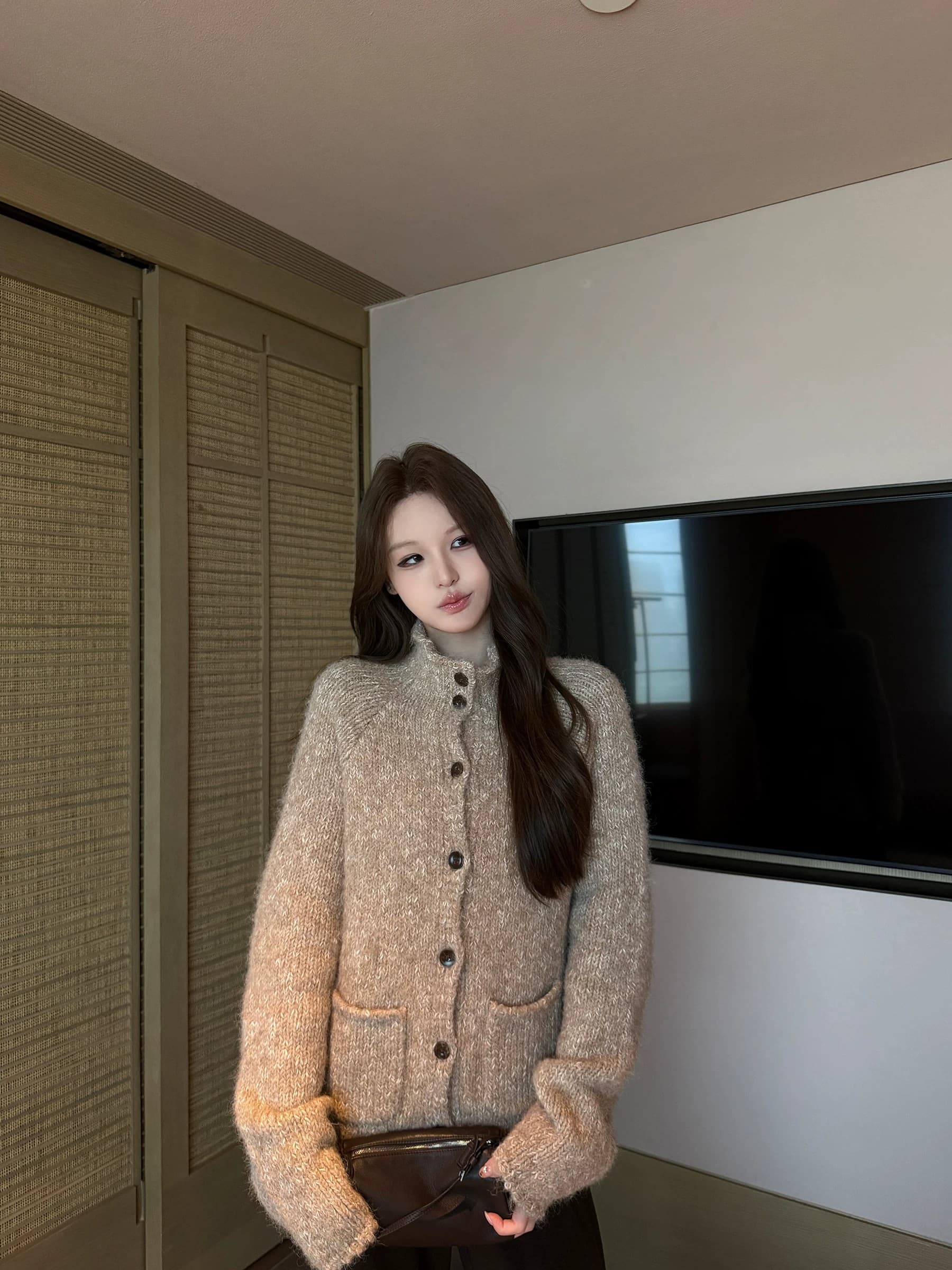 두꺼운 바늘 양모 가을 니트 오픈 가디건 꽃 실 스탠드 칼라 볼륨 측면 스웨터 여성 코트 상세 이미지 9