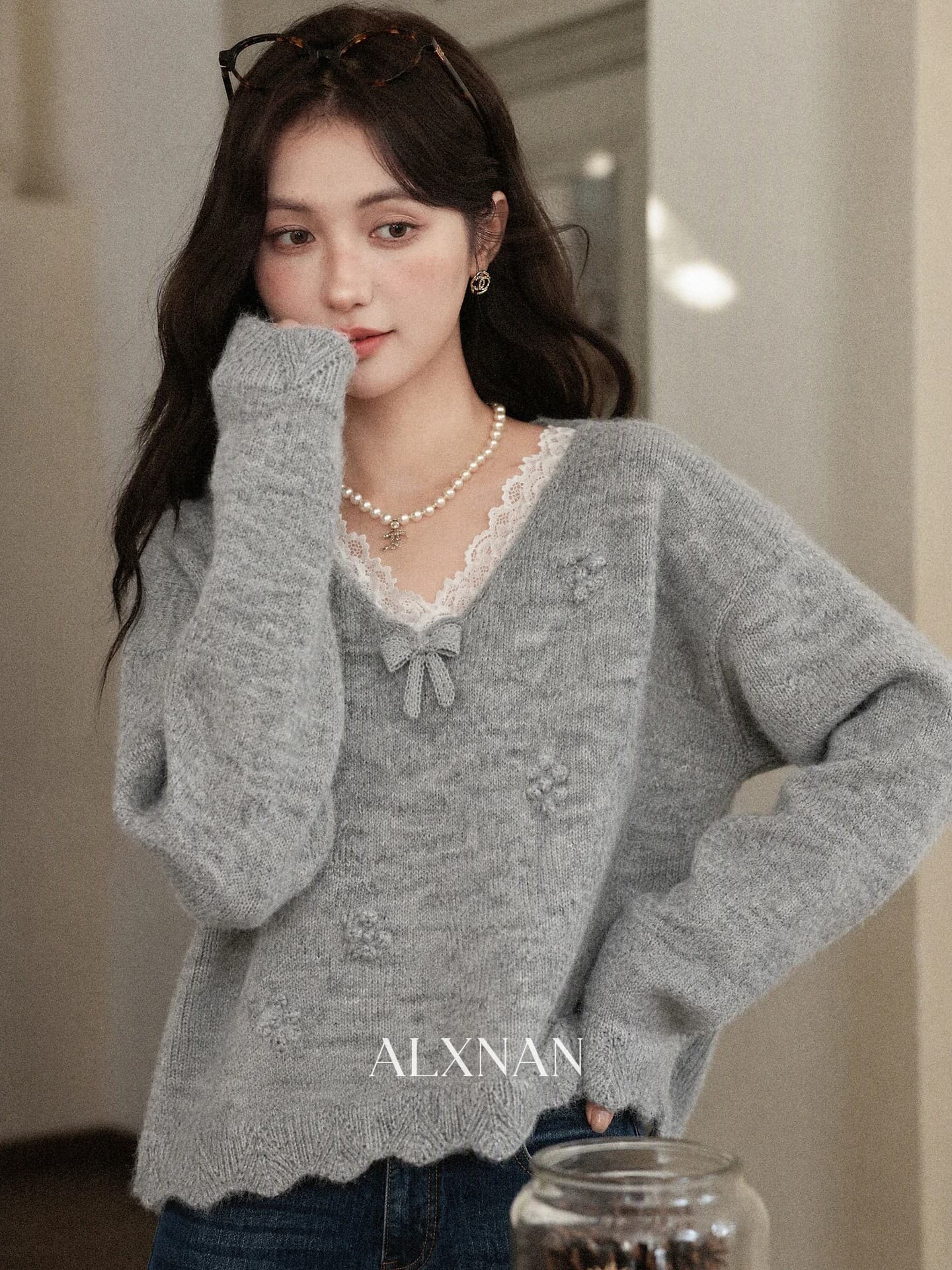 스와 리 안개 회색 느긋한 V넥 회색 니트 스웨터 여성 가을 긴팔 스웨터 레이스 양모 맨위 이미지 2