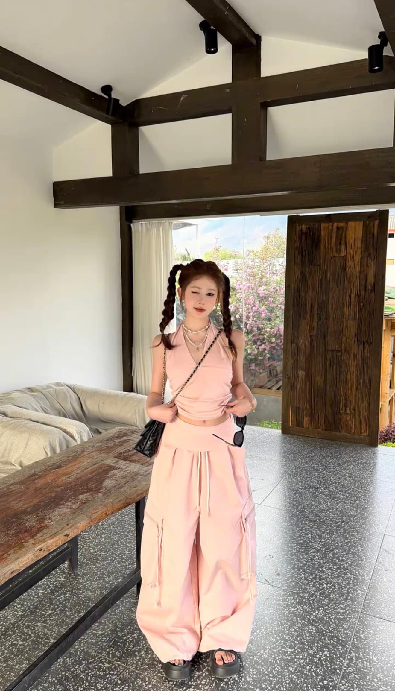 빛 사람들 핫걸 섹시함 행침 목 캐미솔 다용도 슬림해 보이는 워크웨어 와이드 팬츠 외국 가스 슬림해 보이는 투피스 세트 상세 이미지 7