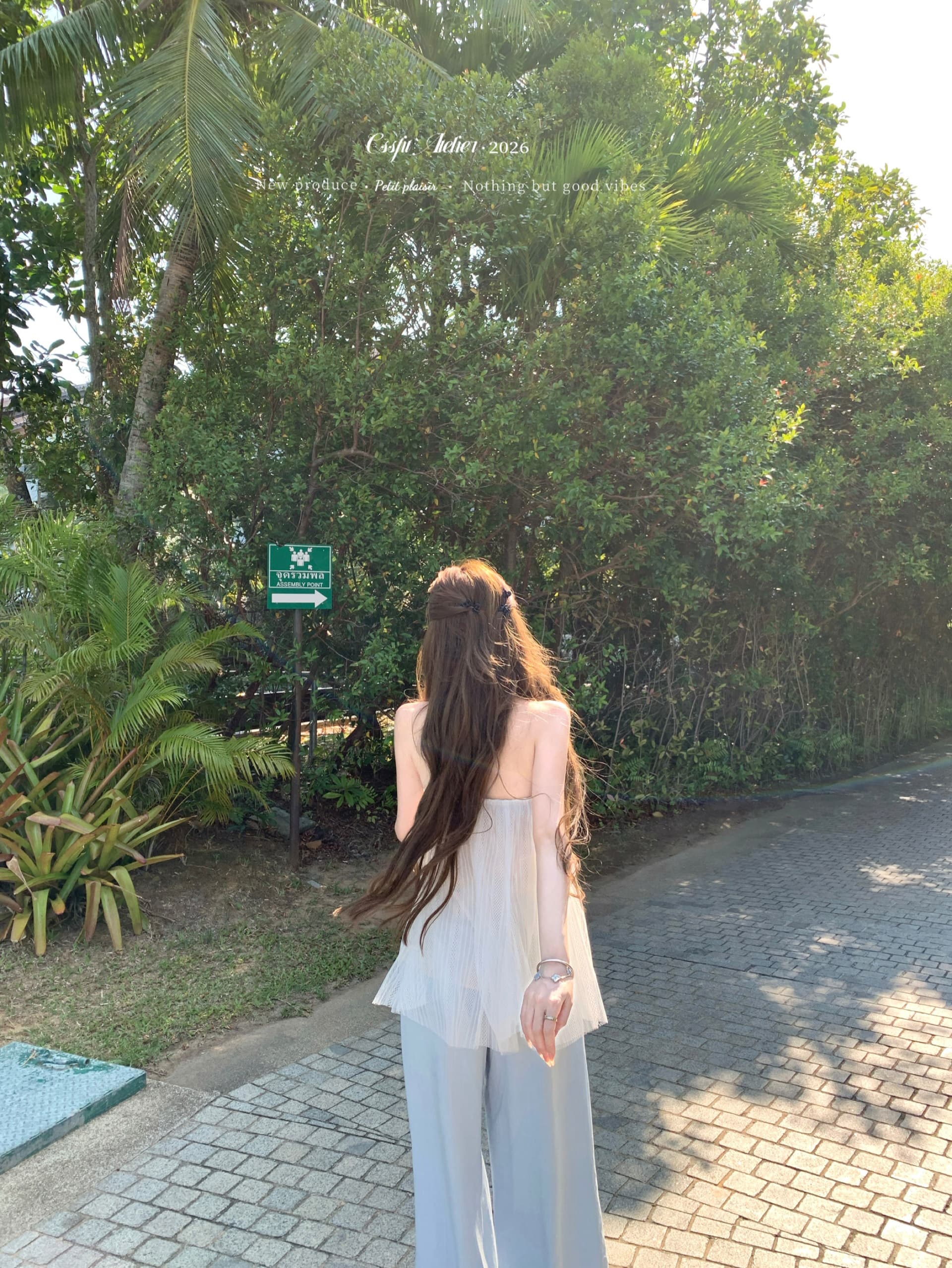 프랑스식 순수한 욕망 요정 바람 3 차원 꽃 민소매 행침 목 여성 드레스 여름 패션 섹시함 백리스 드레스 상세 이미지 15