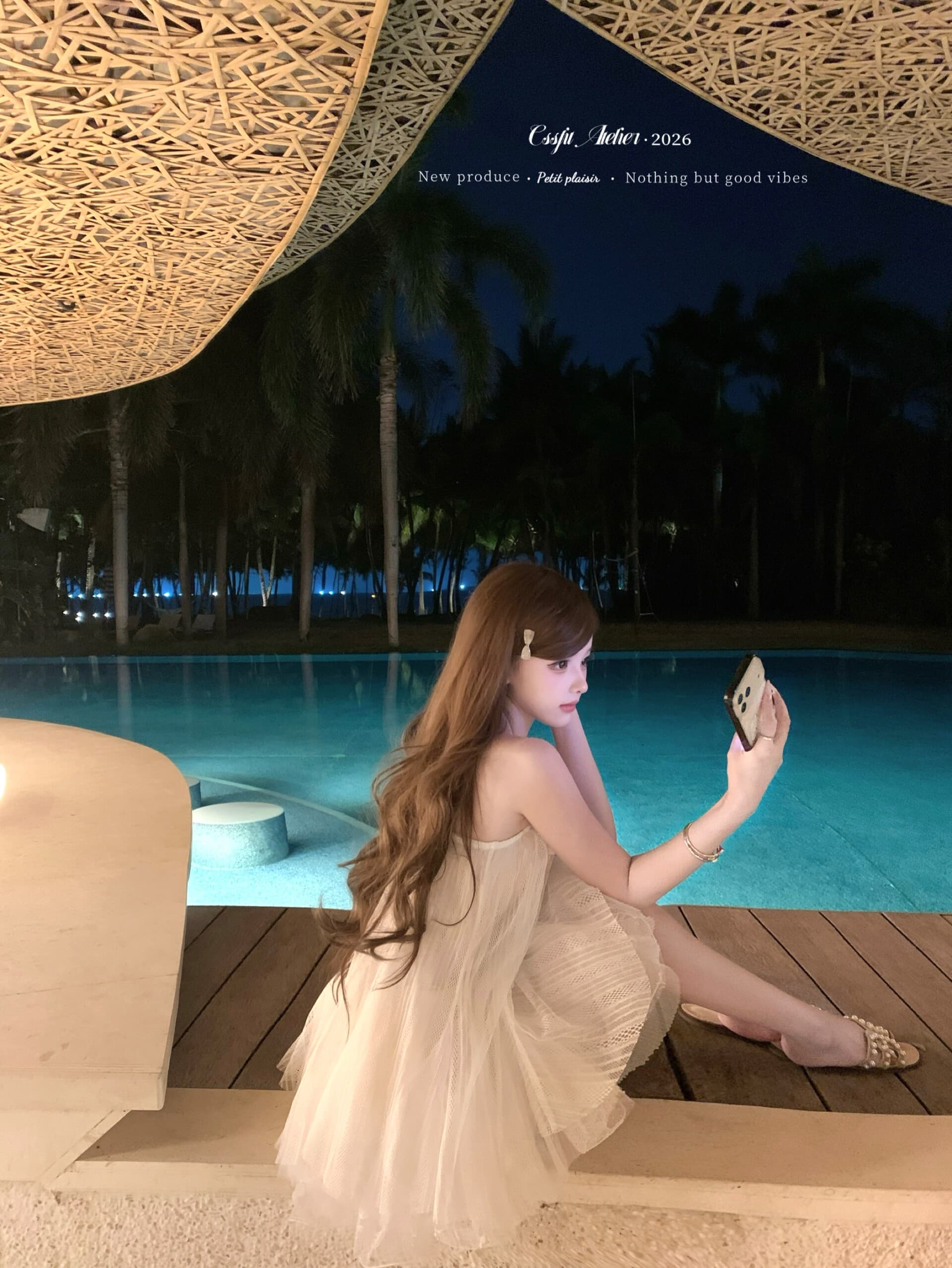 프랑스식 순수한 욕망 요정 바람 3 차원 꽃 민소매 행침 목 여성 드레스 여름 패션 섹시함 백리스 드레스 상세 이미지 16