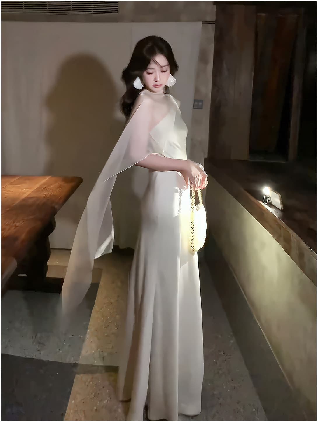 프랑스식 부드러운 바람 리본 비스듬한 어깨 화이트 여성 드레스 여름 2026 새로운 디자인 센스 허리 수축 슬림해 보이는 롱 스커트 상세 이미지 3