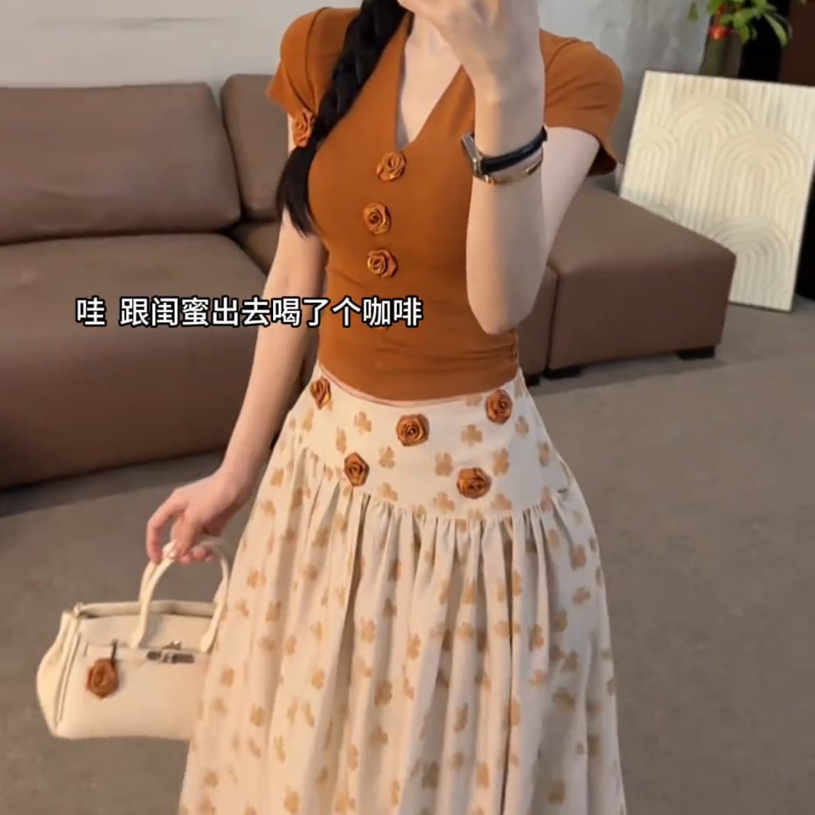 2026 여름 품격 전체 집합 ootd 착용 가져 가라. 고유 한 슈퍼 잘 생긴 V넥 맨위 반신 스커트 투피스 슈트 여성 이미지 4