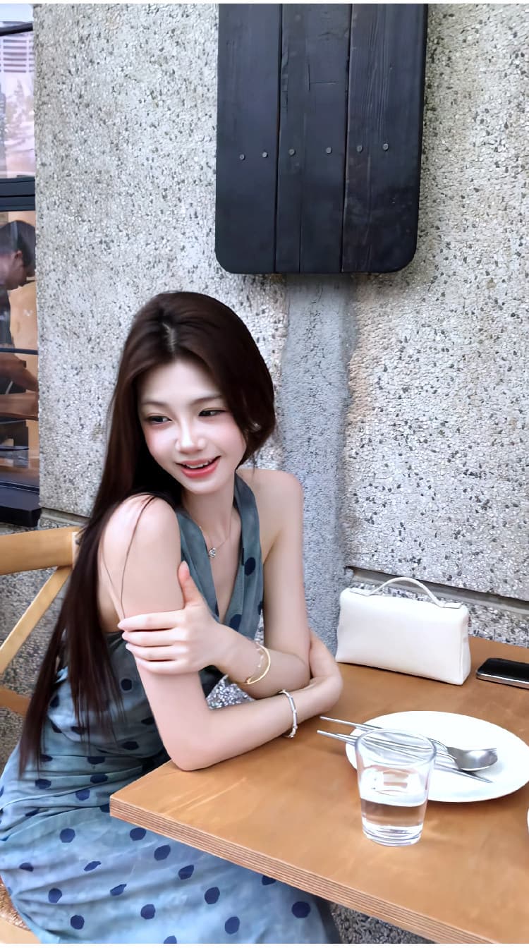 프랑스식 레트로 우아함 도트 무늬 흔들다 칼라 민소매 여성 드레스 여름 몸매 가꾸기 허리 수축 민소매 품격 타이트 스커트 롱 스커트 상세 이미지 3