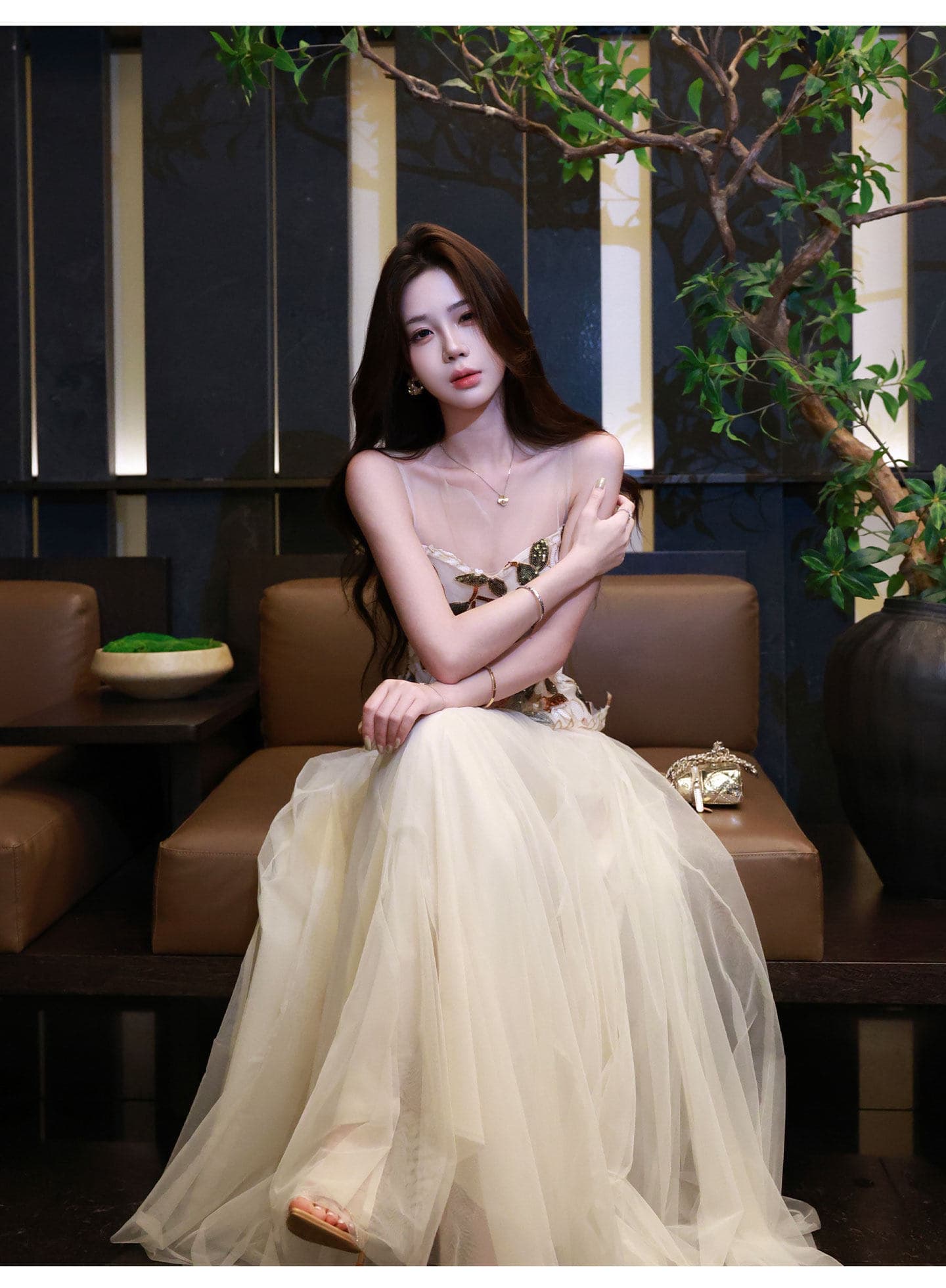 무쯔리 목자이 ~ 중 리 빛 럭셔리 분위기 센스 민소매 패치워크 자수 조끼 허리 수축 맨위 망사 반신 치마 세트 여름 상세 이미지 6