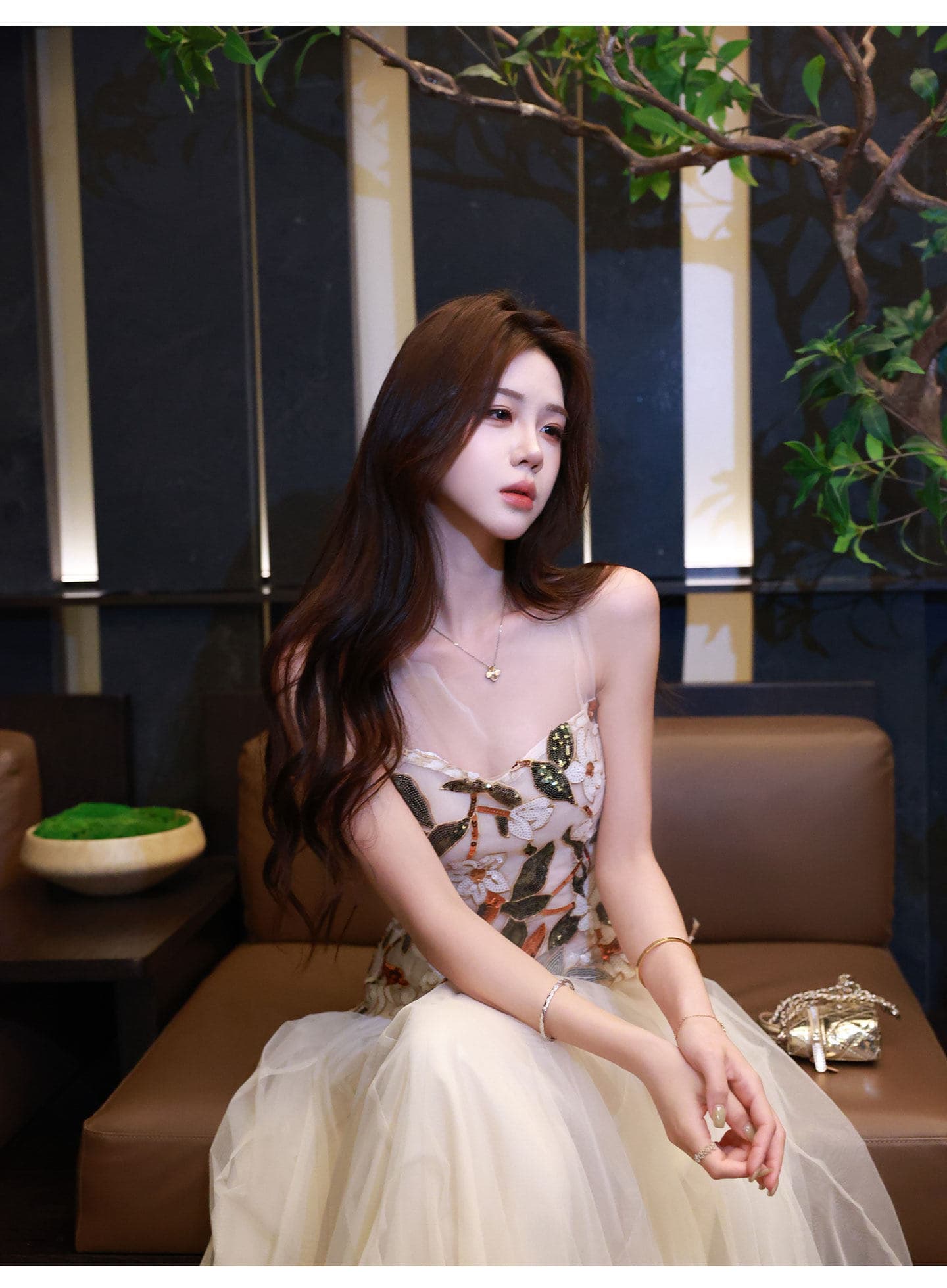 무쯔리 목자이 ~ 중 리 빛 럭셔리 분위기 센스 민소매 패치워크 자수 조끼 허리 수축 맨위 망사 반신 치마 세트 여름 상세 이미지 9